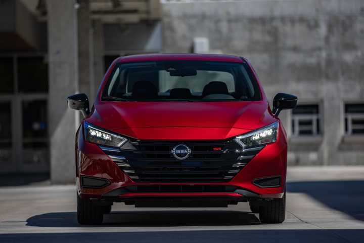 Head-on shot of a 2025 Nissan Versa