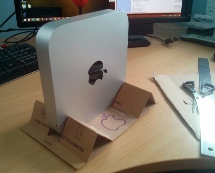 DIY Apple Mac Mini stand